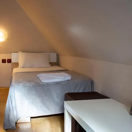 Hotel Breza 3*